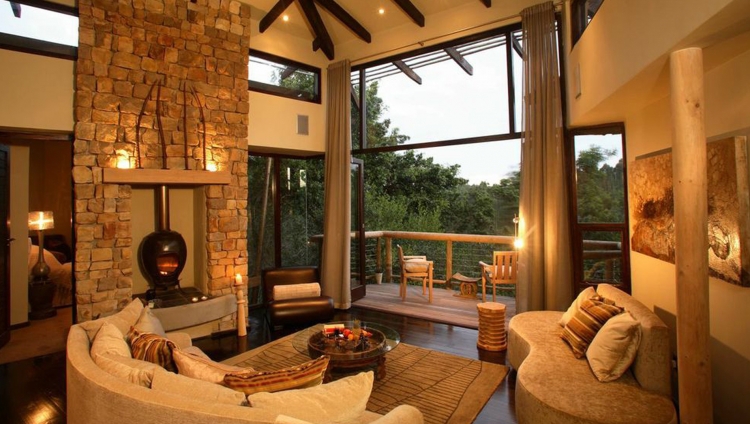 Tsala Treetop Lodge -Lounge der Villa Tsala Treetop Lodge -Lounge der Villa